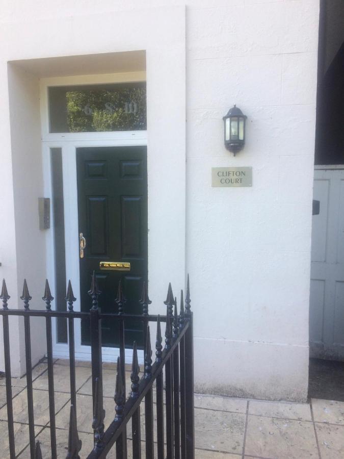 Luxury City Centre Apartment, Exeter. Exterior photo